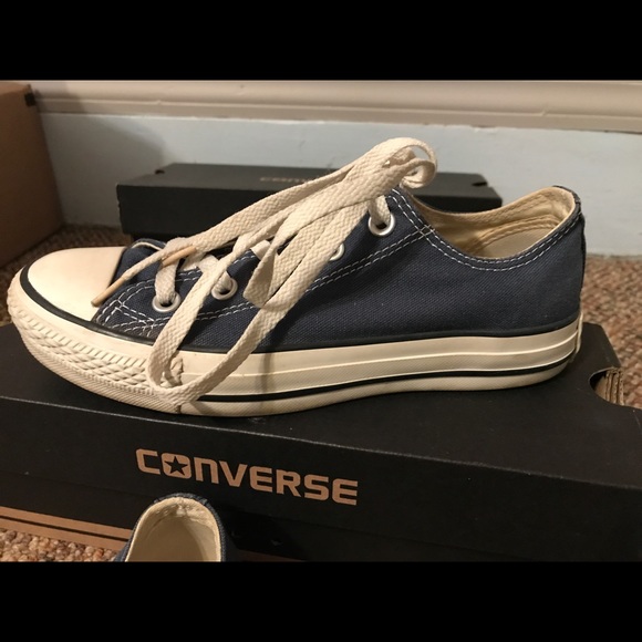 Converse - Picture 3 of 8
